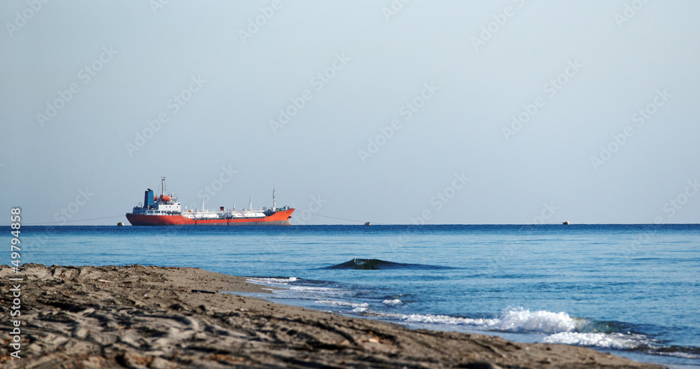Tanker sur littoral  Corse