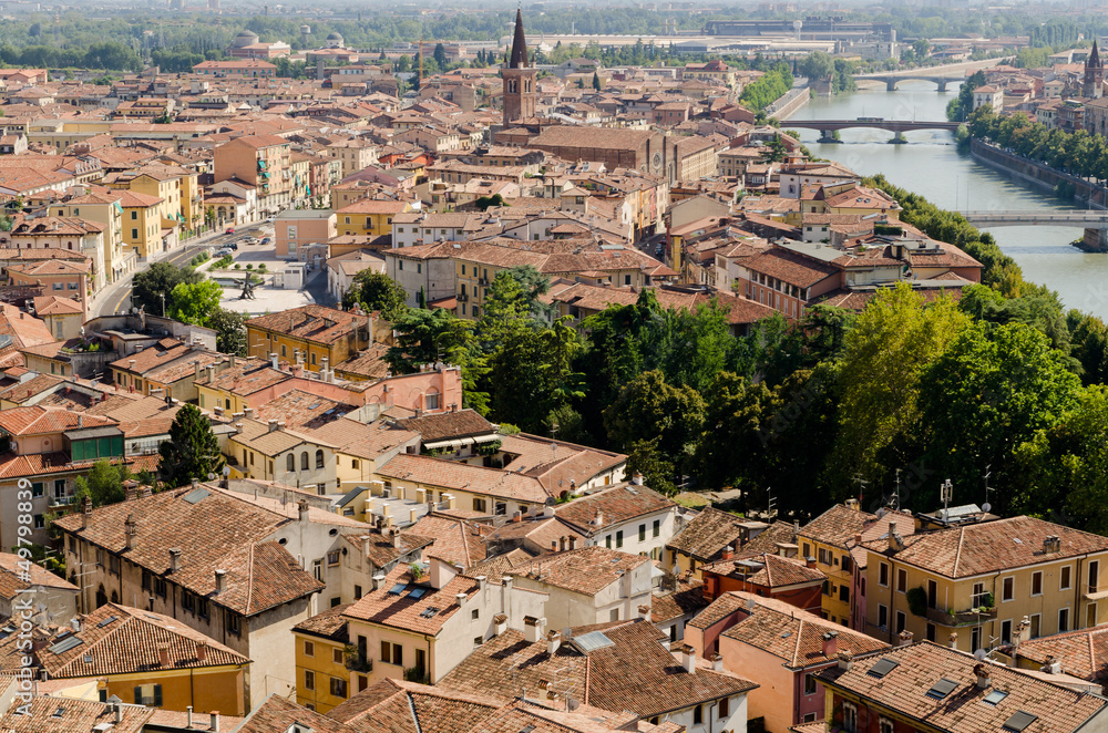 Tratto del Fiume Adige che attraversa la città di Verona