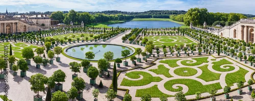 Obraz  z motywem L'Orangerie garden in Versailles. Paris, France