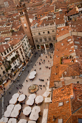 Piazza Erbe vista dalla torre più alta di Verona photo