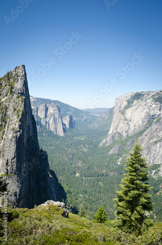 Yosemite National Park - Four mile trail