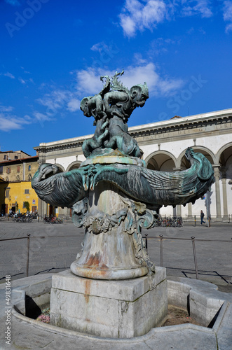 Fontana con i mostri marini in bronzo, Firenze