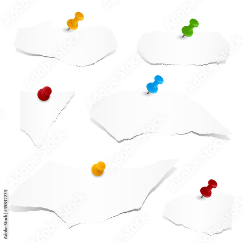 Sammlung - Papierfetzen mit Pin