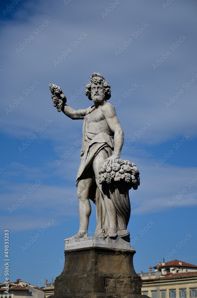 Statua rappresentante l'autunno, Ponte Santa Trinità, Firenze