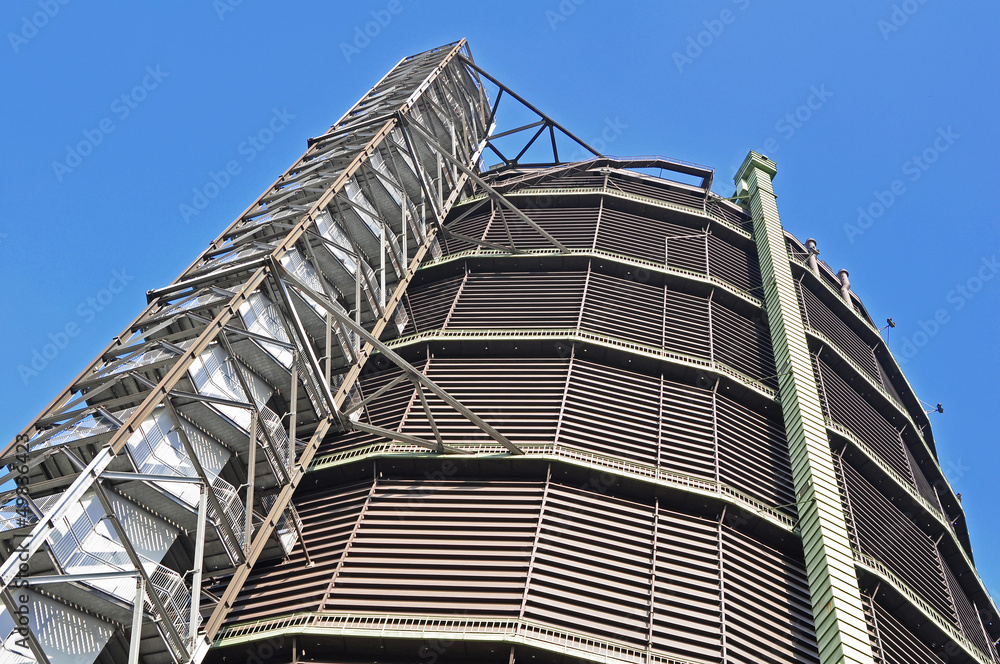 Naklejka premium Gasometer