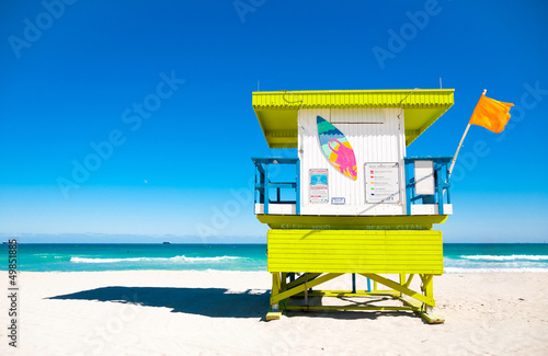 Obraz na płótnie Colorful Lifeguard Tower in South Beach, Miami Beach, Florida w salonie
