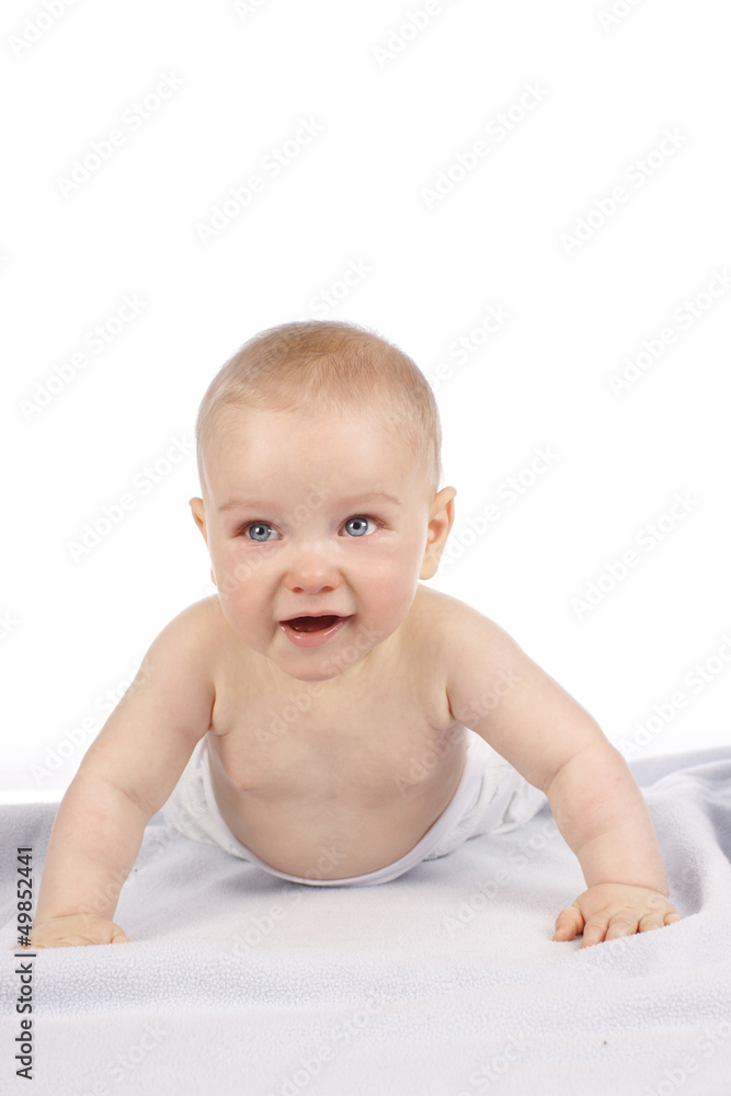 Baby stützt sich auf Decke auf - happy baby on blanket Baby stützt sich auf Decke auf - happy baby on blanket