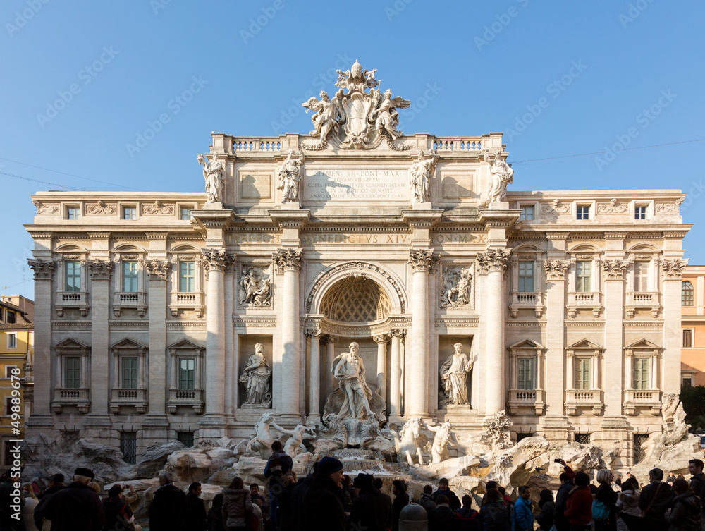 Obraz premium Trevi fountain details in Rome Italy