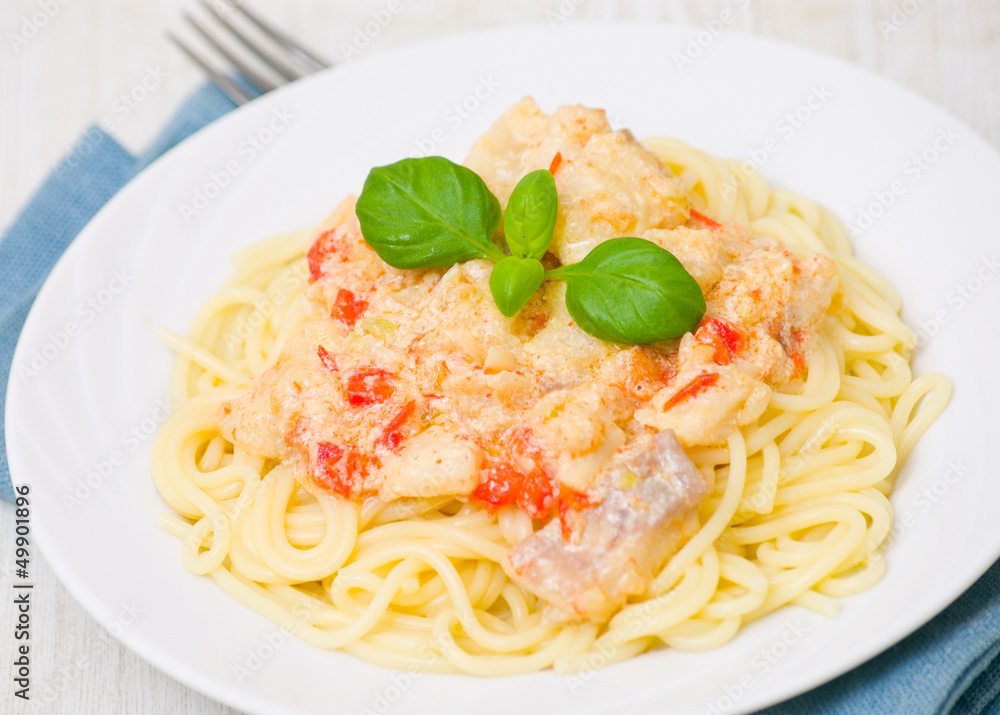 spaghetti with fish, vegetables and cream sauce spaghetti with fish, vegetables and cream sauce