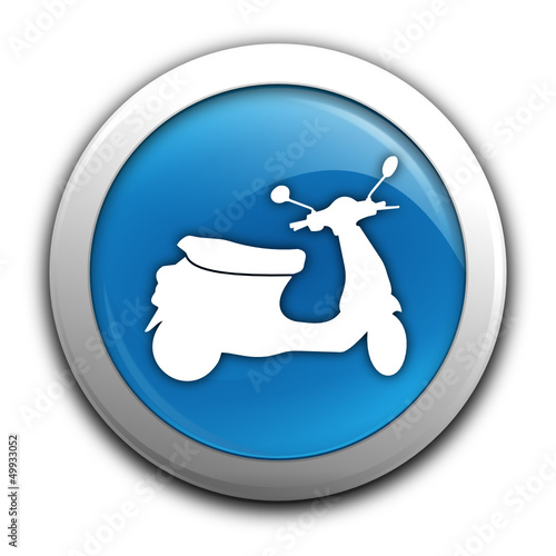 scooter sur bouton bleu