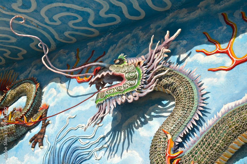 Fototapeta premium Dragon Statues in the Haw Par Villa Gardens in Singapore