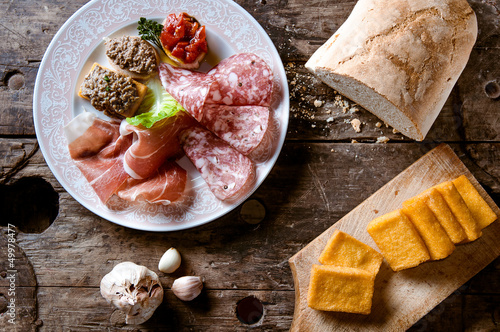Antipasto toscano