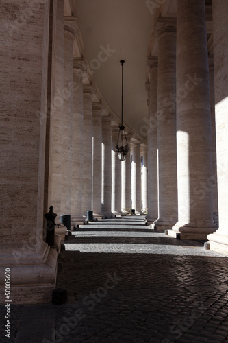 Interno del colonnato di S.Pietro
