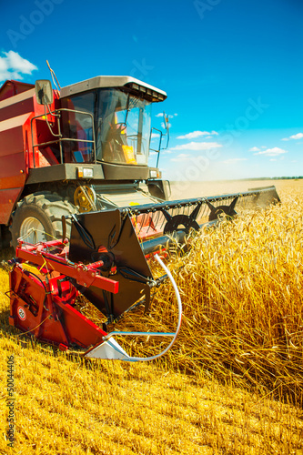 Obraz na plátně combine harvester close up