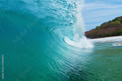 clean beautiful wave barrel