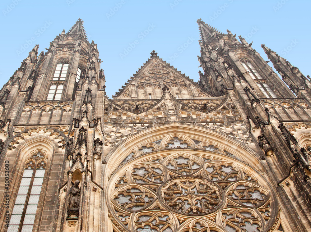 Fototapeta premium View of St. Vitus Cathedral in Prague Castle, Czech Republic
