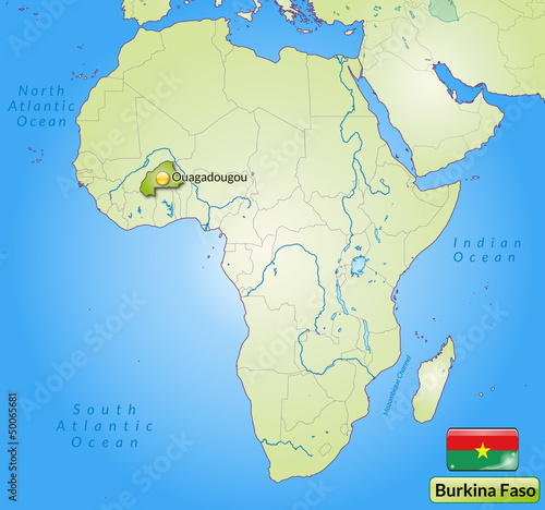 Übersichtskarte von Burkina Faso mit Landesflagge