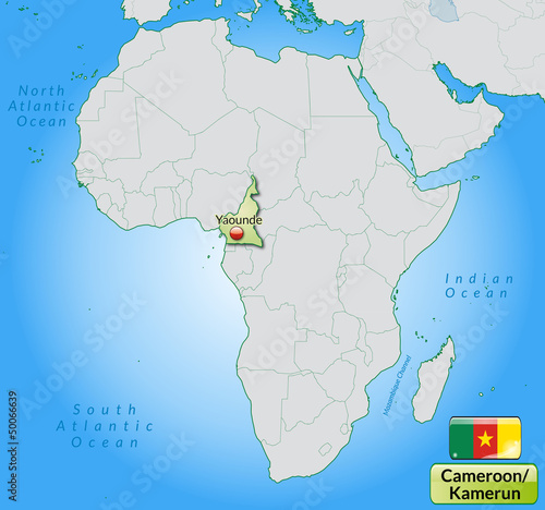 Übersichtskarte von Kamerun mit Landesflagge