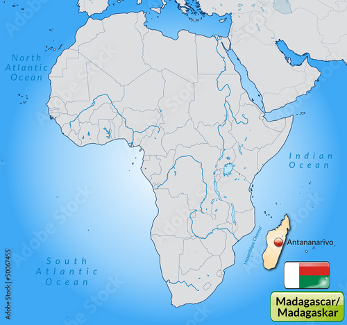 Übersichtskarte von Madagaskar mit Landesflagge