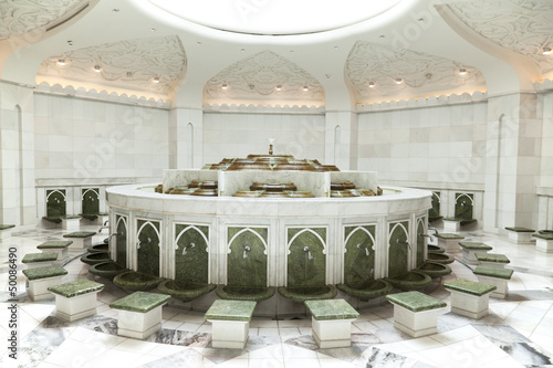 Obraz na plátně Sheikh Zayed Grand Mosque ablution