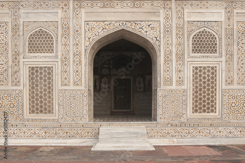 Mughal tomb (I'timad-ud-Daulah) in Agra, India © JeremyRichards