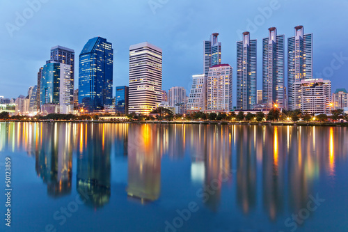 Bangkok city downtown at night © Noppasinw