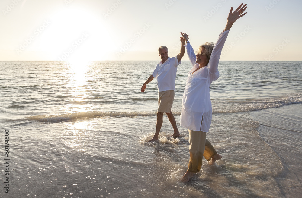 Happy Senior Couple Holding Hands Sunset Sunrise Beach - obrazy, fototapety, plakaty 