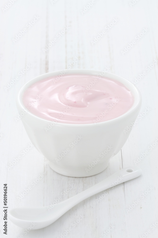 Fresh strawberry yogurt