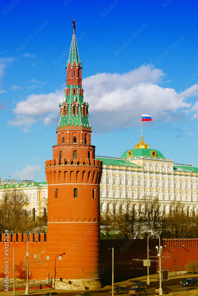 Moscow Kremlin Tower, Big Kremlin palace with a flag.