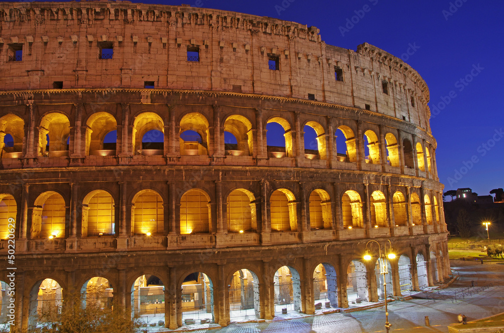 Night Scene at Colosseum