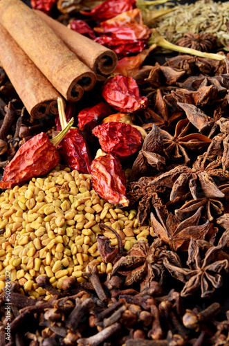 mixed whole spices