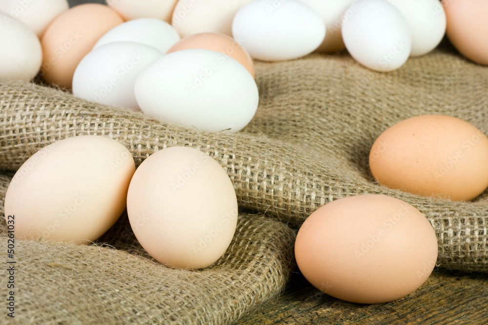 Eggs Eggs
