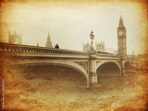 Vintage Retro Picture of Big Ben / Houses of Parliament (London)