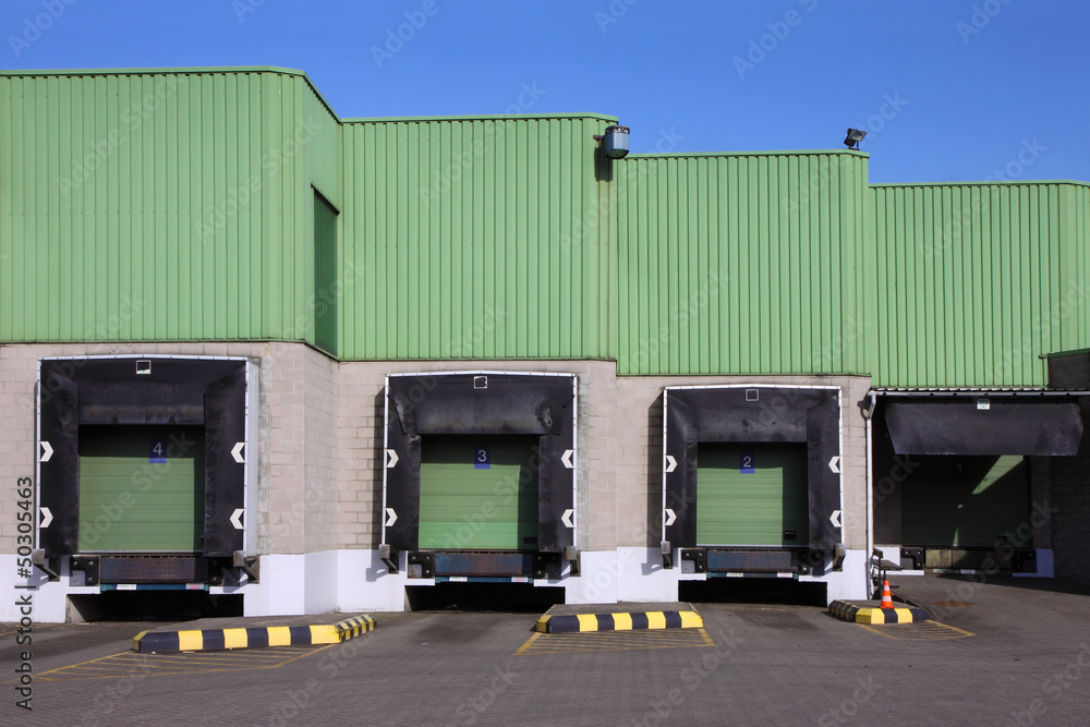 Obraz premium quai de chargement camions