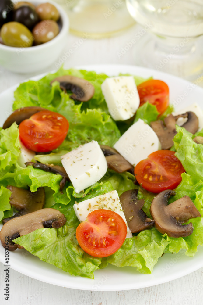 salad mushrooms with mozzarella and tomato salad mushrooms with mozzarella and tomato