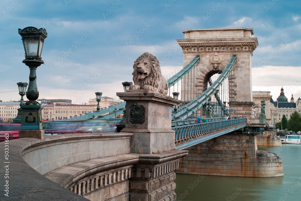 Obraz premium Budapeszt - Most Łańcuchowy