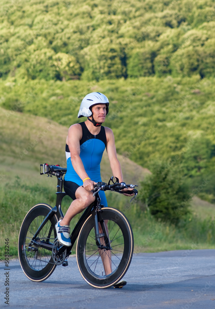 Obraz premium athletic boy posing