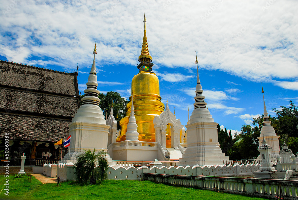 Naklejka premium Wat Suan Dok Chiang Mai