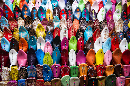 Indian and Oriental shoes and slippers on retail display Stock Photo - Alamy