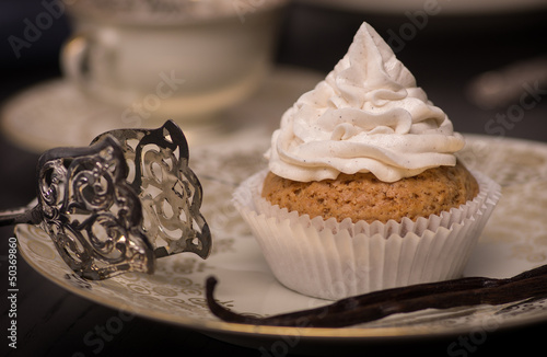 Vanille Cupcake (Vegan mit Kokos-Vanille-Creme)