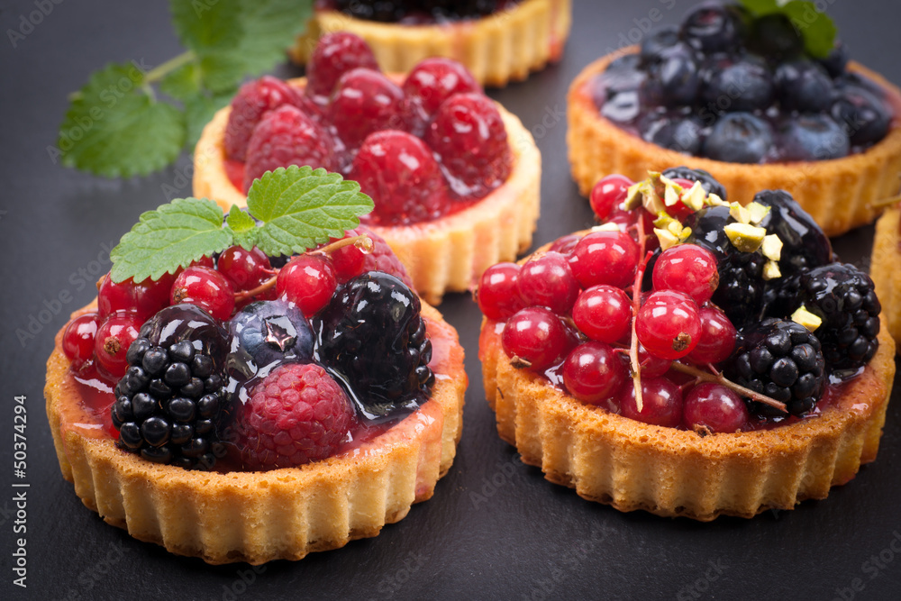 Fresh fruit cakes Fresh fruit cakes
