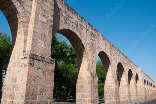 Antiguo acueducto de Morelia, Michoacán (México)