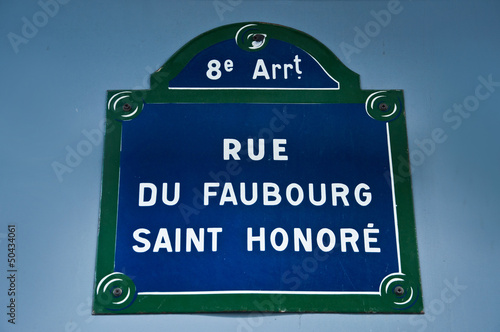 rue du Faubourg Saint-Honoré à Paris