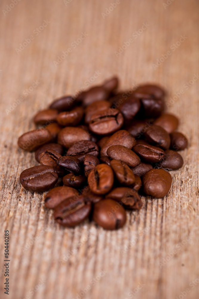 Naklejka premium fresh coffee beans