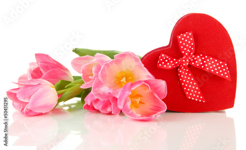 Tableau sur toile Pink tulips and gift box, isolated on white