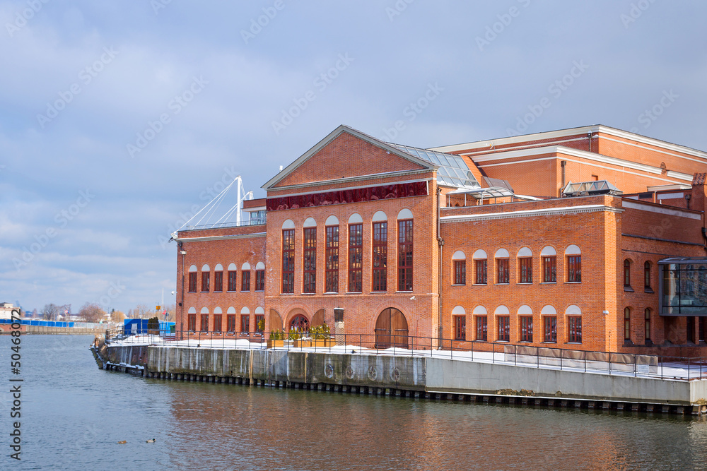 Naklejka premium Baltic Philharmonic in Gdansk at Motlawa rivert, Poland