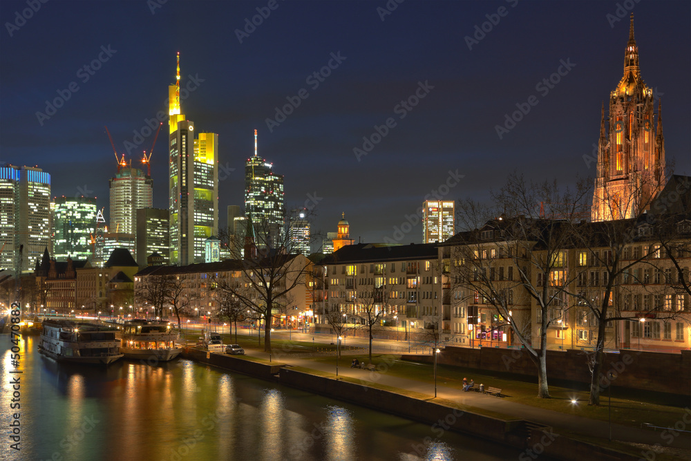 Frankfurt am Main - Blick von der Alten Brücke - 2013