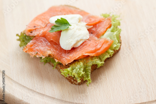 sandwich with smoked salmon