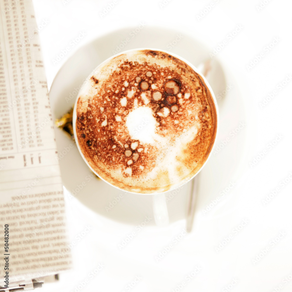 Kaffee und Zeitung Kaffee und Zeitung