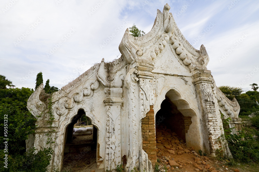 rovine di un tempio, mandaly